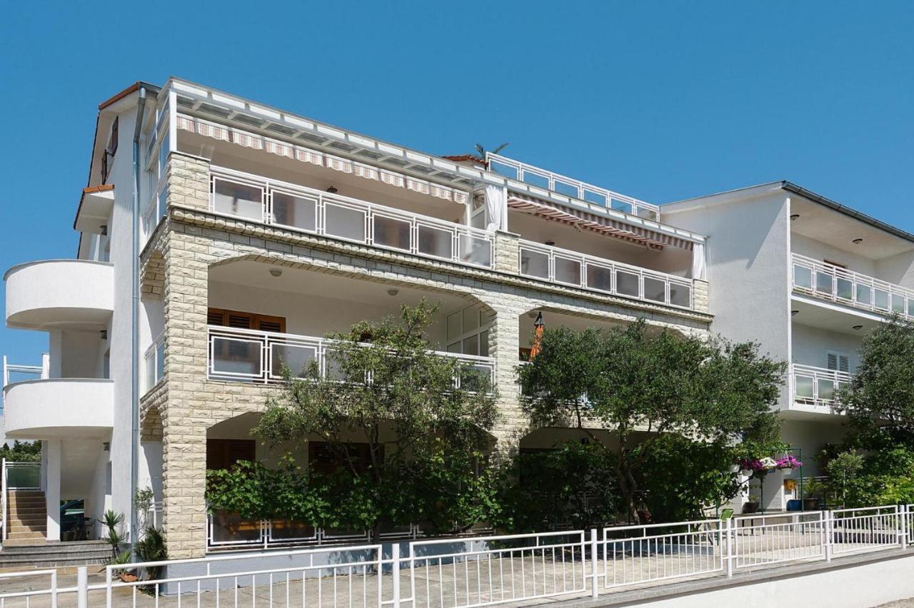 Apartments Adelheid In Biograd, Close To The Beach Biograd Na Moru Esterno foto